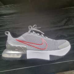 nike air max 2 pairs for viewing