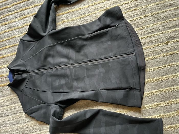 Sweaty Betty light jacket / hoodie. Size M 10-12