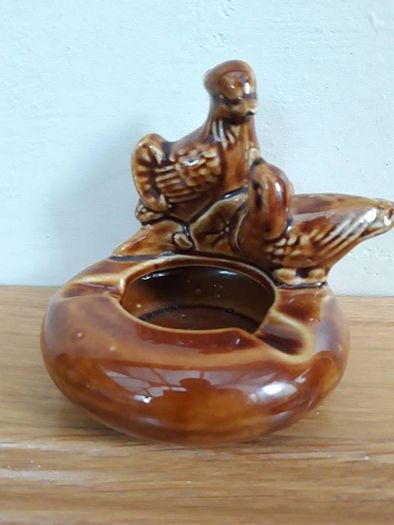 Old Ashtray  ( Birds )
