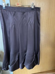 Nicole Farni Silk skirt. Size 8-10