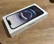 Apple iPhone 15 128GB Black Unlocked Boxed and Brand New USB C Cable