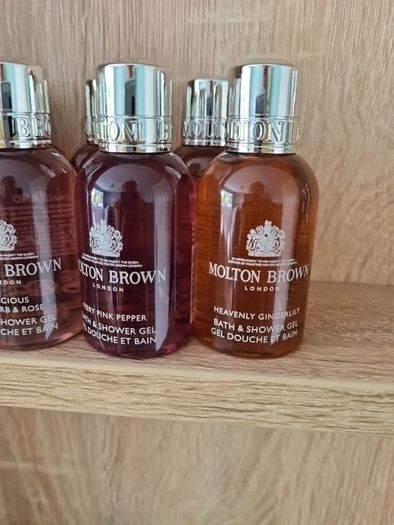 Molton Brown mid sized bottles 50ml each. 4 bottles for 10e