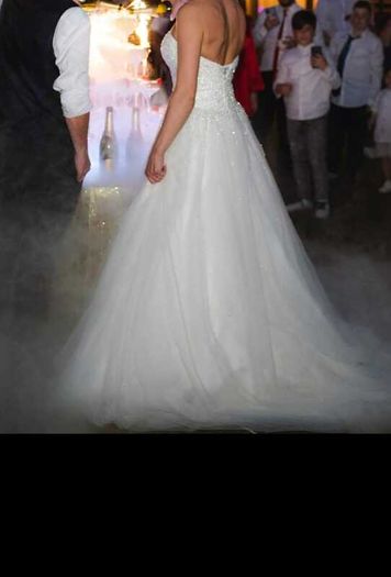 Wedding dress