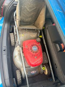 Honda Izy Petrol Lawnmower (Please make offer, trying to get rid of asap)