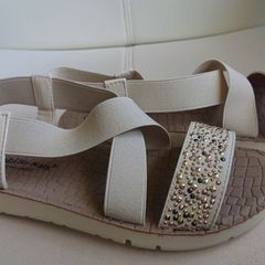 Cushion Walk Flat Shoes/ Sandals  Size 5