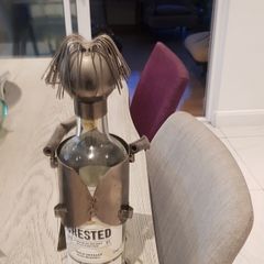 Wine bottle holders