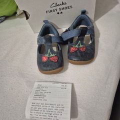 Baby first shoes Clarks