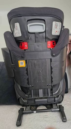 Joie traver car seat for 3 to 12 years
