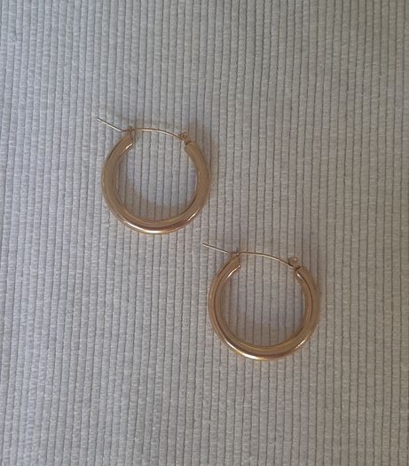 Golden hoop earrings (fashion jewellery)