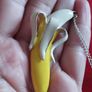 Necklace with a pendant in the form of a banana Image 2