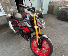 BMW310R Brand New Unused + Gear