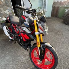 BMW310R Brand New Unused + Gear