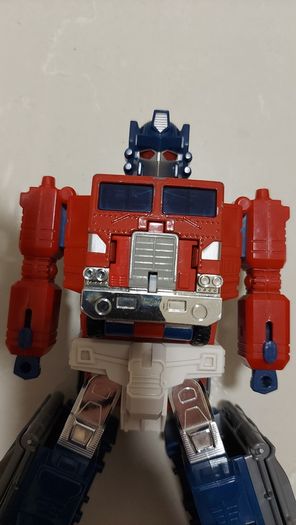 Transformer / toy Optimus GINRAI GOD