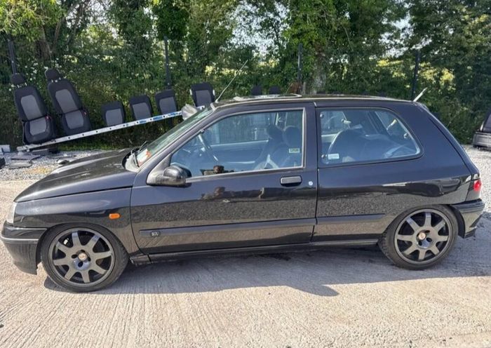 Clio 1.8 16V