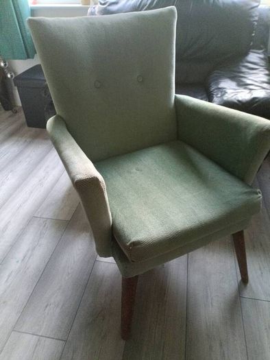Beautiful Antique Chair (perfect for any room in the house)