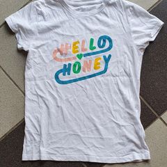 Age 10 - A Cute White Tee Shirt - E