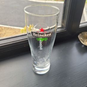 Heineken & Miller1/2 pint glasses