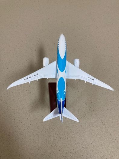Boeing 787 Dreamliner China Southern 1/400