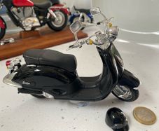 Model Honda Motorbike
