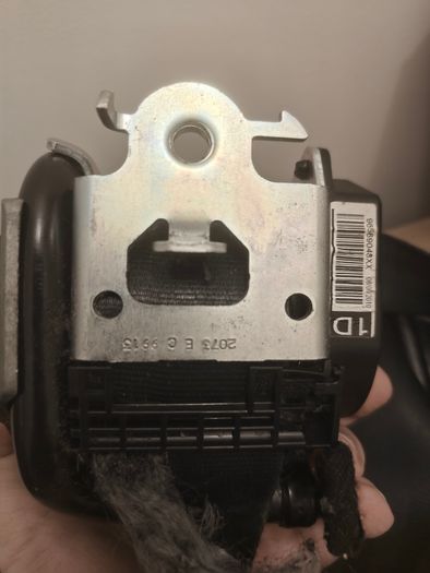 Seat belt Peugeout 308 1.4 petrol manual 2010 driver seat