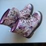 girl boots - pink flowers Image 5