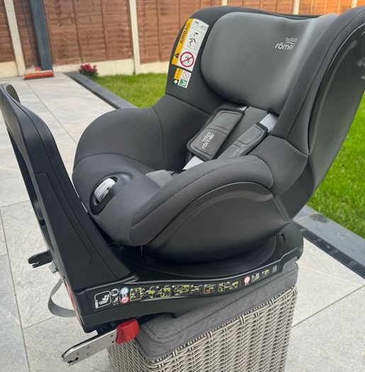Britax Romer Dualfix M I-size 360 Isofix Car Seat