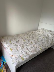 single bed