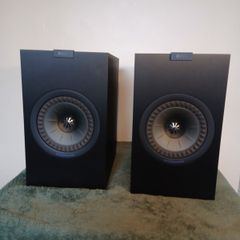 Kef Q350 speakers