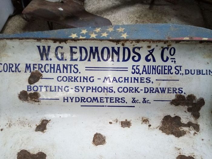 enamel sign/tray