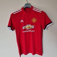 2017 adidas man utd home Size medium ptp 21" in excellent condition