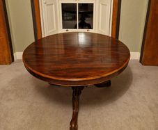 Antique pedestal table