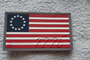 Maxpedition Betsy Ross Velcro Morale Patch 1776 USA Flag PVC Rubber Badge Colour