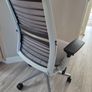 Steelcase think V2 chair Image 2