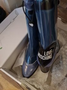 Love moschino boots new