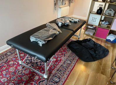 Massage couch