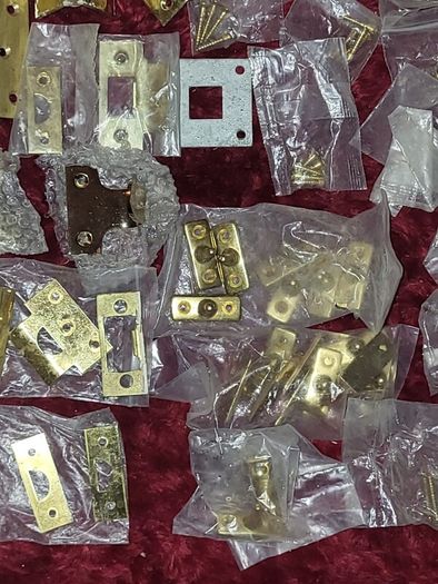 Miscellaneous locks handles
