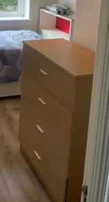 Chest of drawer
