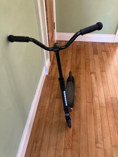 Black Microsprite Scooter