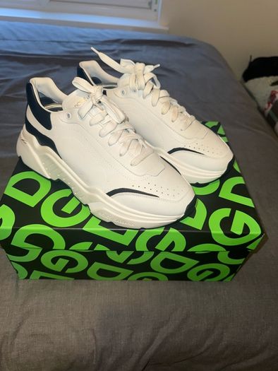 mens dolce and gabanna trainer