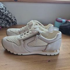 Caprice White Leather And Mesh ,size 6.5 (40) H Fit As New, Worn For 1 Hour