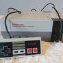 Nintendo NES Console NESE-001 (FRA) French RGB Variant with Controller Image 5