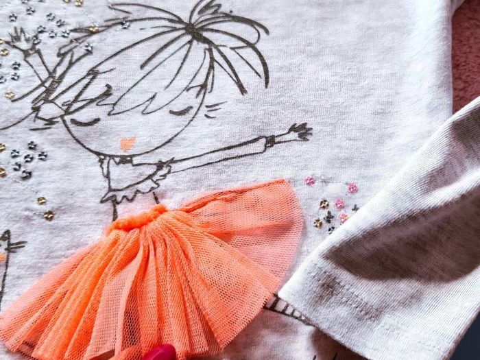 NEXT Girls Long-sleeved T-shirt in Grey 3-4 Years