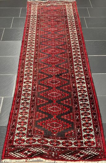 Tukmen Yomud Carpet 270cm x 95cm