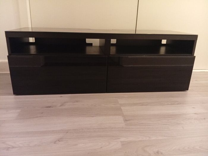 Modern Quality Glass Top TV Bench Unit 6months old