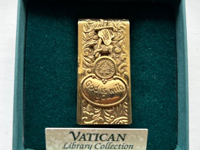 Gold Tone Money Clip