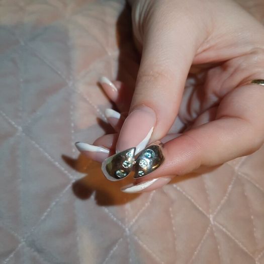 sterling silver ring with blue stones