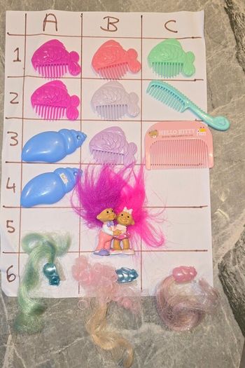 4 Euro Each - Fish Combs and Seashell Comb brush 4Euro Each MLP G1 My Little Pony Accessories
