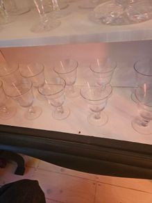 wine glasses X 12