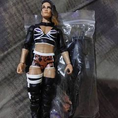 New Wwe Dakota Kai Ellite plus extra