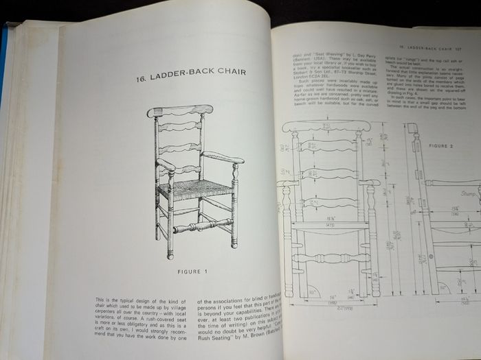 B00K_Construction of Period Country Furniture